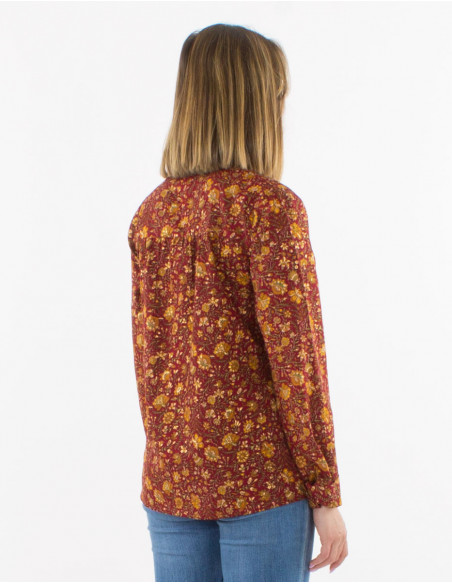 Floral hippie-print flowing women's shirt in burgundy red with gold accents