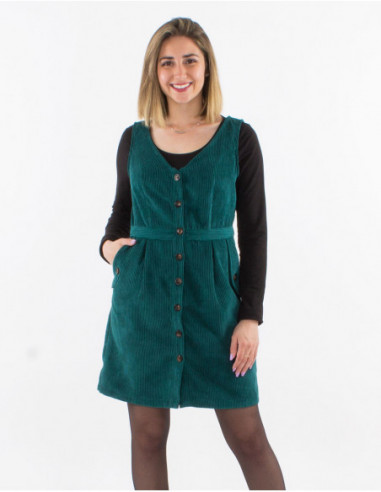 Chic short dress for winter in emerald green cotele velvet