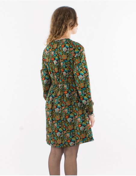 Women's winter 2023 short flowing dress with black flower and leaf pattern