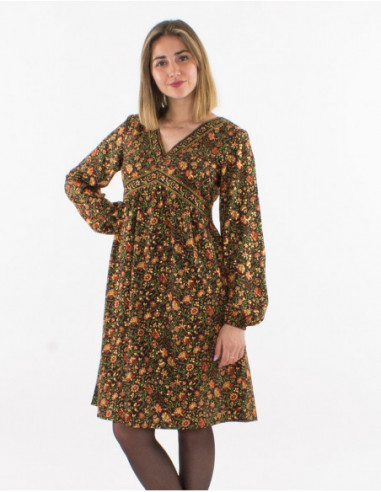 Original short flared dress with small gold flowers for autumn black