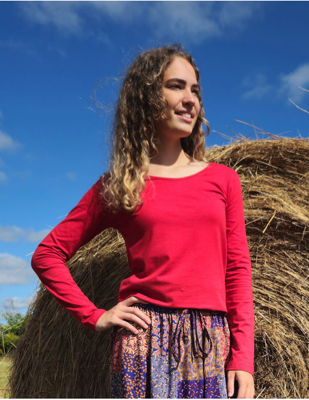 Plain long sleeve cotton t-shirt