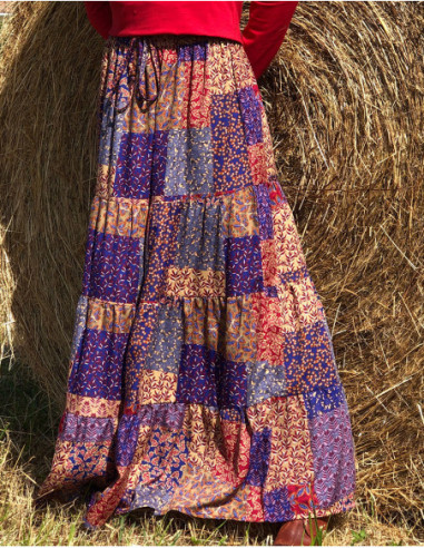 Jupe longue originale à volants motif patchwork baba cool rose et violet