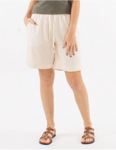 Basic plain short with linen