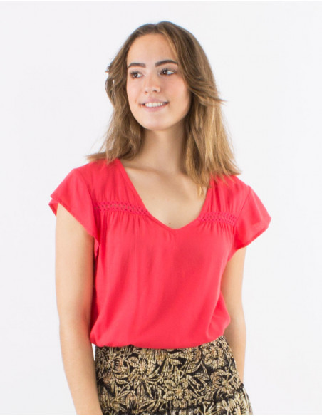 Plain short-sleeved viscose T-shirt