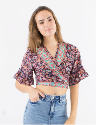 Crop top cache cœur fleuri à volants