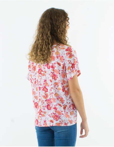 Floral loose-fitting blouse in viscose