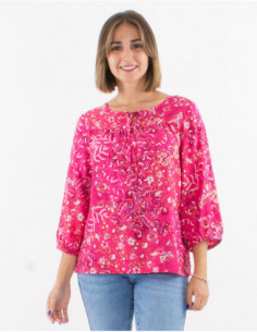 Loose-fitting blouse with original flora 2