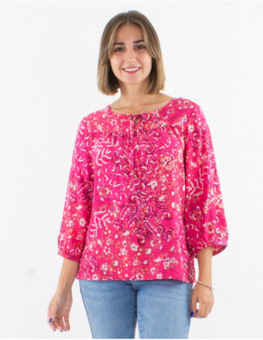 Loose-fitting blouse with original flora