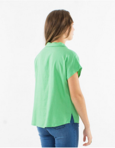 Basic blouse with wooden buttons
