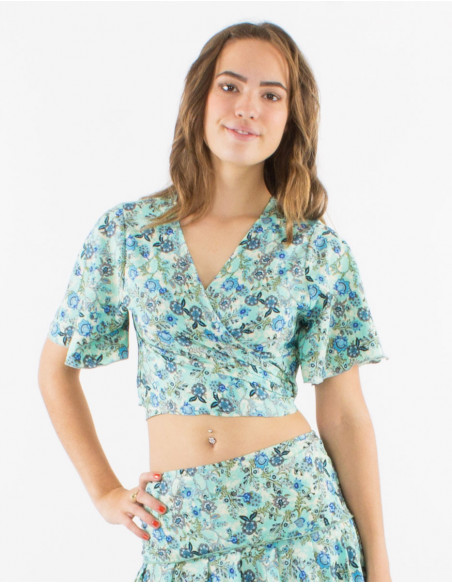 Romantic floral crop top