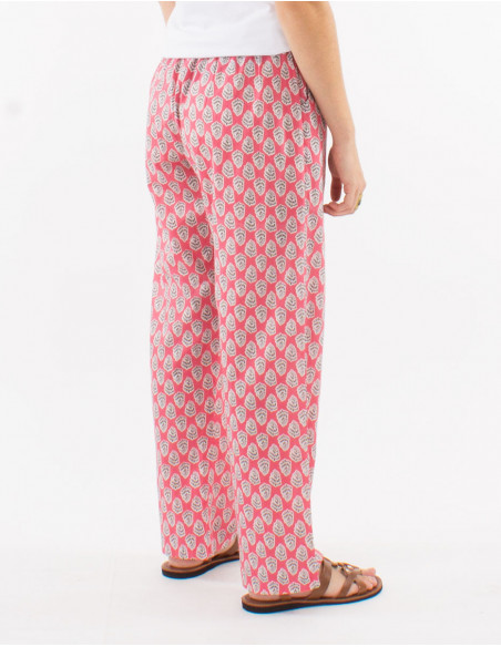 Summer pants with ethnic motif