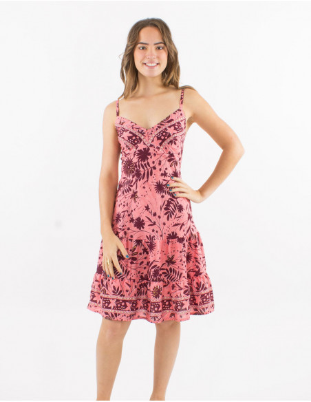 Robe courte d'été à volant motif végétal