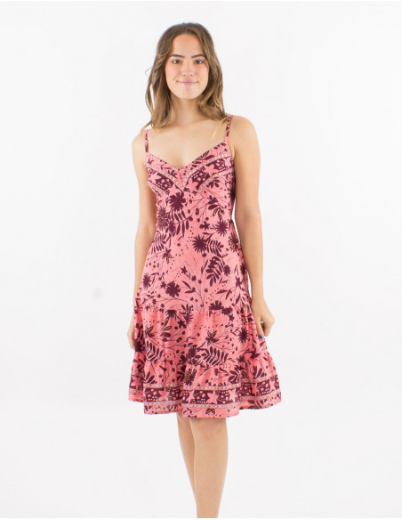 Robe courte d'été à volant motif végétal