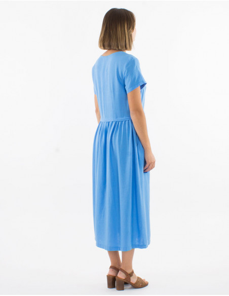 Chic loose midi dress with linen