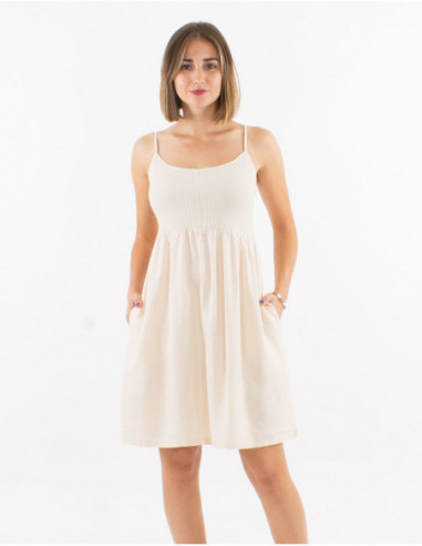 Robe courte basique à fines bretelles