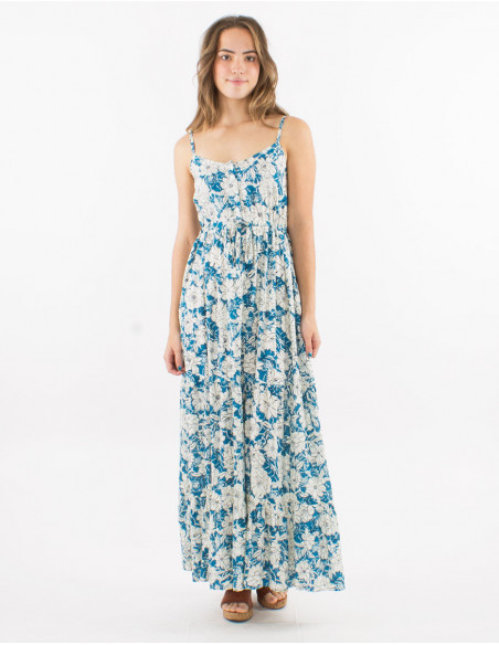 Romantic long dress with straps