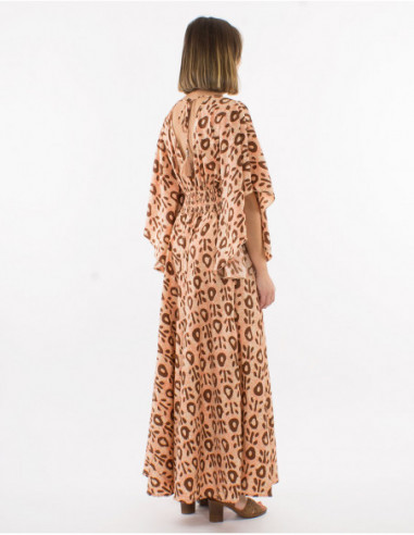 Ethnic style dress with bat sleeves