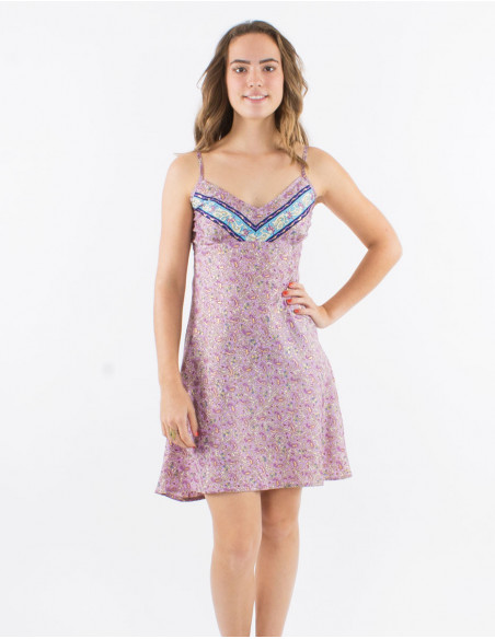 Robe d'été à bretelles cachemire doré