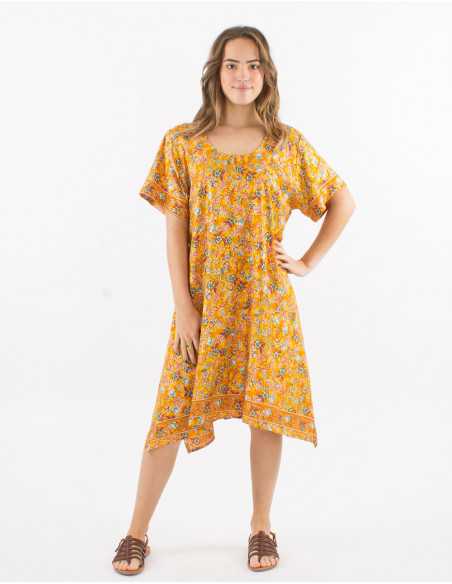 Fluid dress with golden pastel flowers