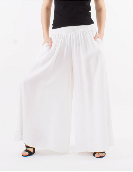 Comfortable extra-wide pants