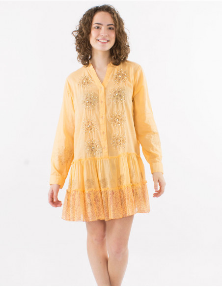 Ethnic tunic with ruffles and pearls