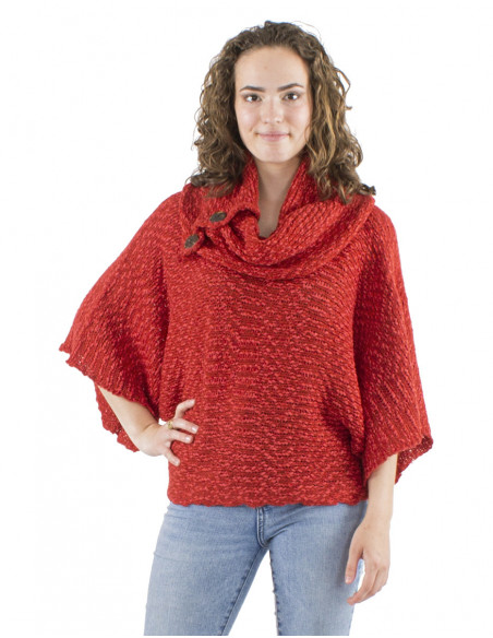 Batwing sleeves sweater with buttons