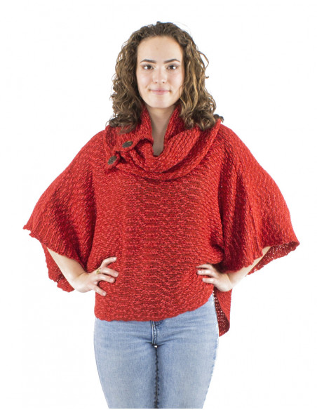 Batwing sleeves sweater with buttons