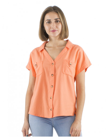 Basic blouse with wooden buttons