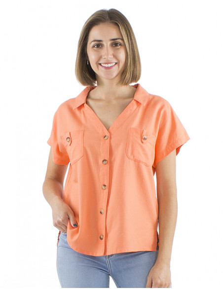 Basic blouse with wooden buttons