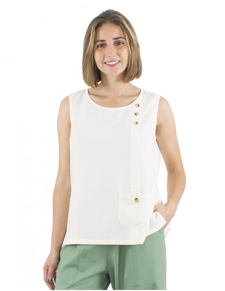 Top bohème chic original avec boutons style écailles de tortue, sans manches