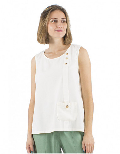 Top bohème chic original avec boutons style écailles de tortue, sans manches
