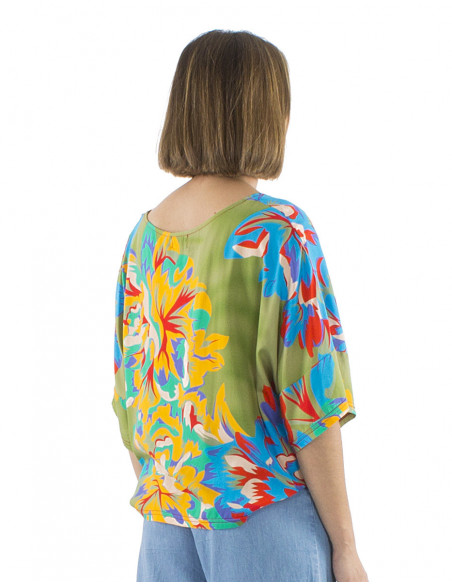 chemisier boho chic, design coloré, grosses fleurs