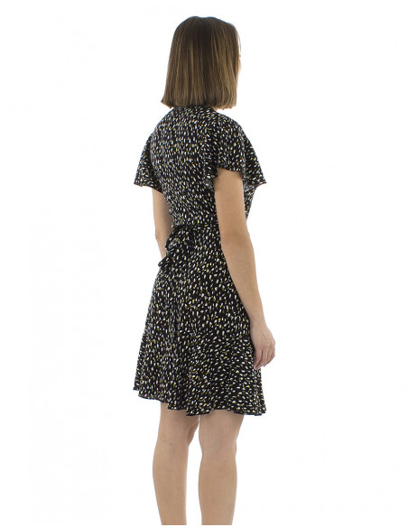 Short and chic colored dress