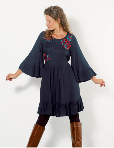 Robe brodée et à volants type flamenco