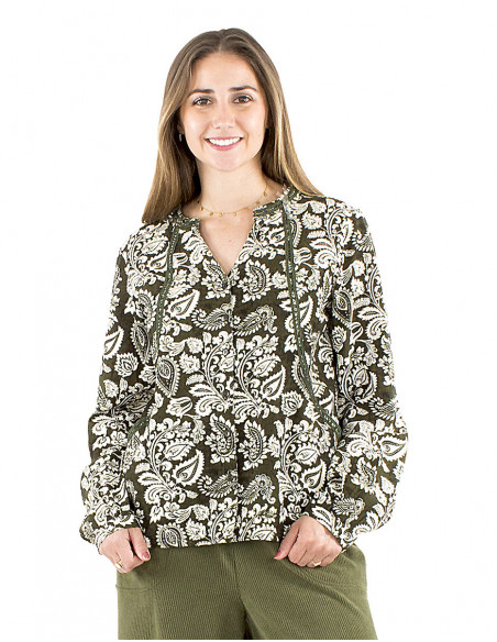 Buttoned floral bohemian blouse