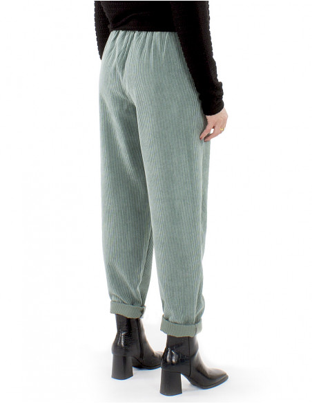 Carrot-cut corduroy pants