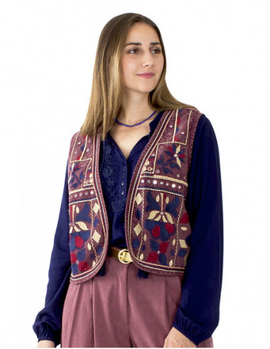 Sleeveless jacket with mirror embroidery