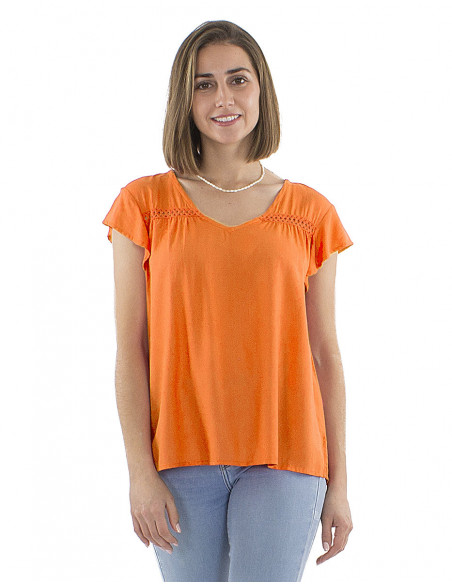 Plain short-sleeved viscose blouse