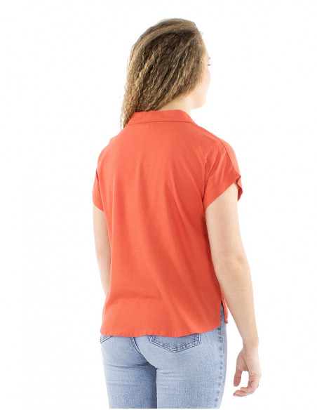 Basic blouse with wooden buttons