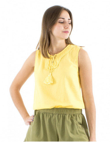 Bohemian sleeveless top with ties