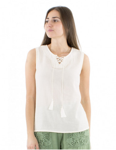 Bohemian sleeveless top with ties