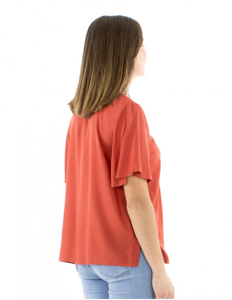 Short sleeves hand embroidered blouse