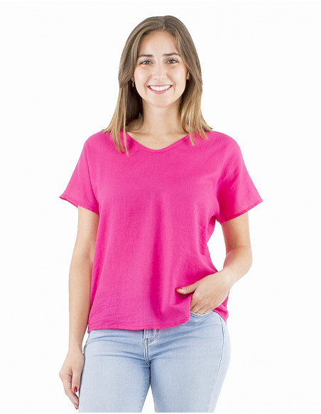 Plain fabric cotton top with V-neck