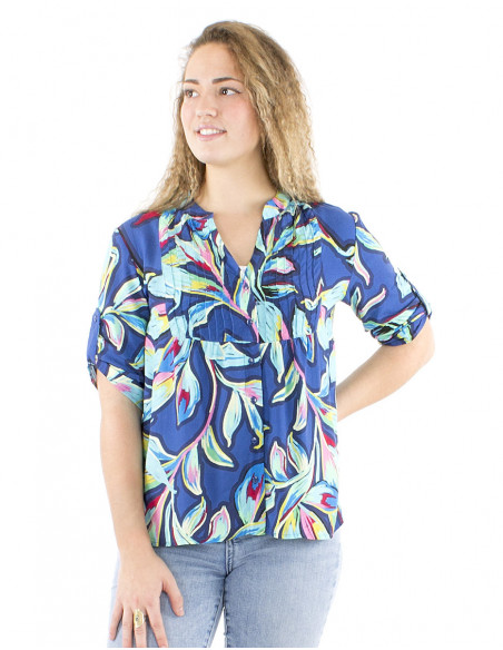 Boho blouse colorful print and gathers