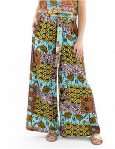 Wide cut fluid pants...