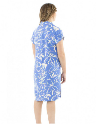 Mid-length dress buttons and flowers