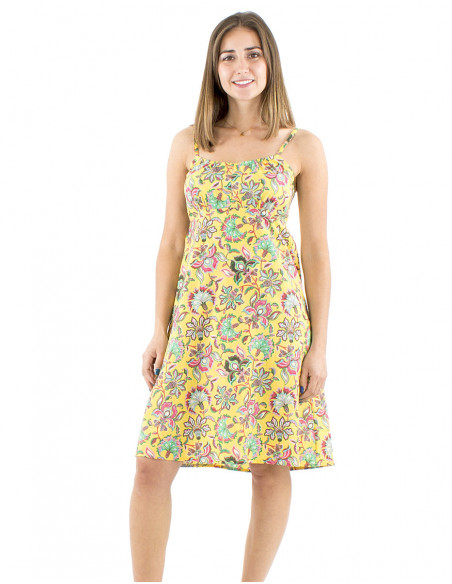 Robe courte à bretelles motif fleuri