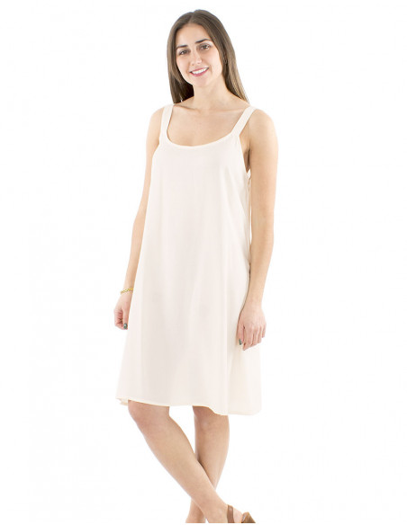 Robe courte chic unie avec bretelles