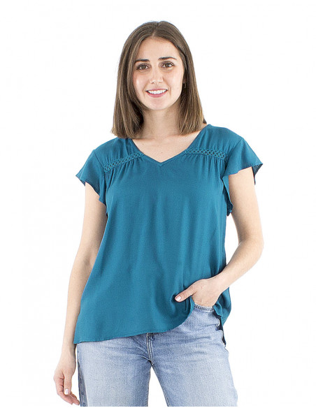 Plain short-sleeved viscose blouse