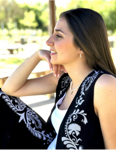 Sleeveless vest gypsie inspiration